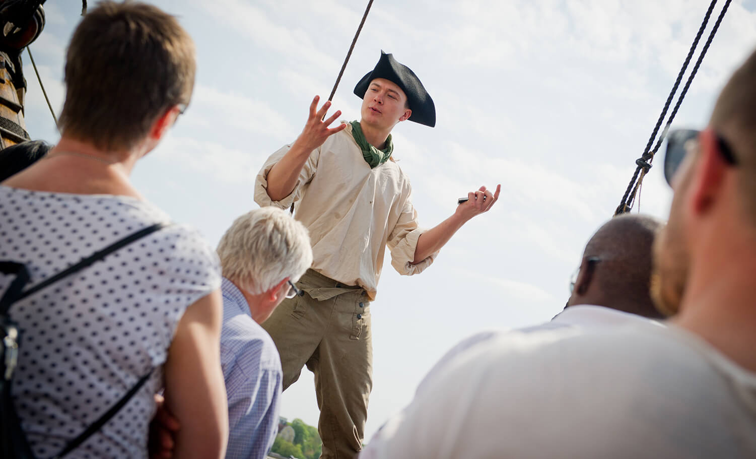 We are looking for guides