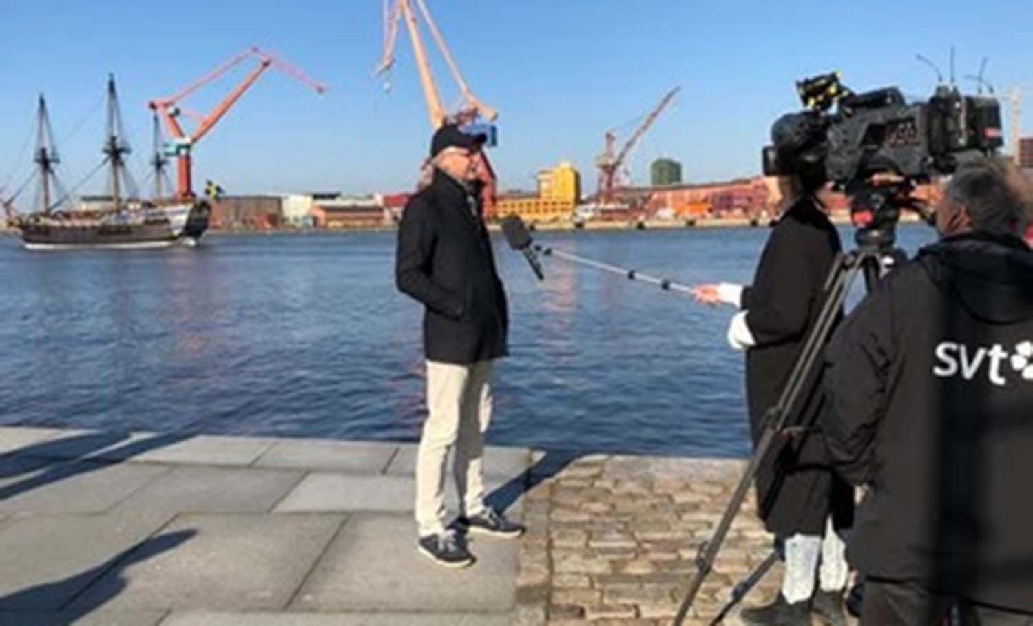 Götheborg of Sweden honors and salutes everyone working in the Swedish health care system